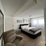 Haus Zum Guten Hirten Gasthof