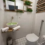 Haus Zum Guten Hirten بيت ضيافة 3*