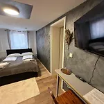 Haus Zum Guten Hirten 3* Steinsfeld