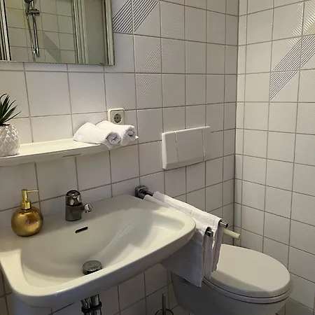 Haus Zum Guten Hirten Pensjonat Steinsfeld